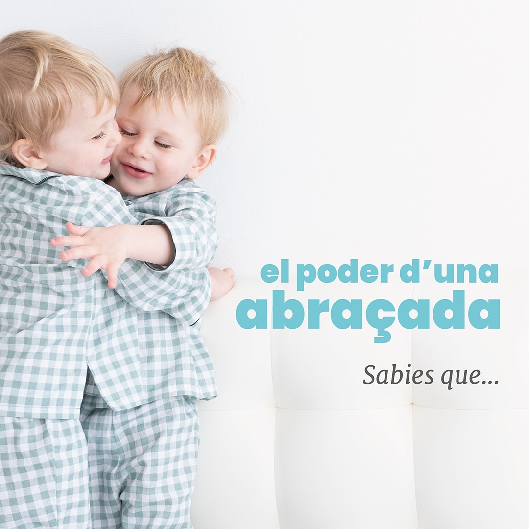 El poder d’una abraçada: Beneficis per a grans i petits.